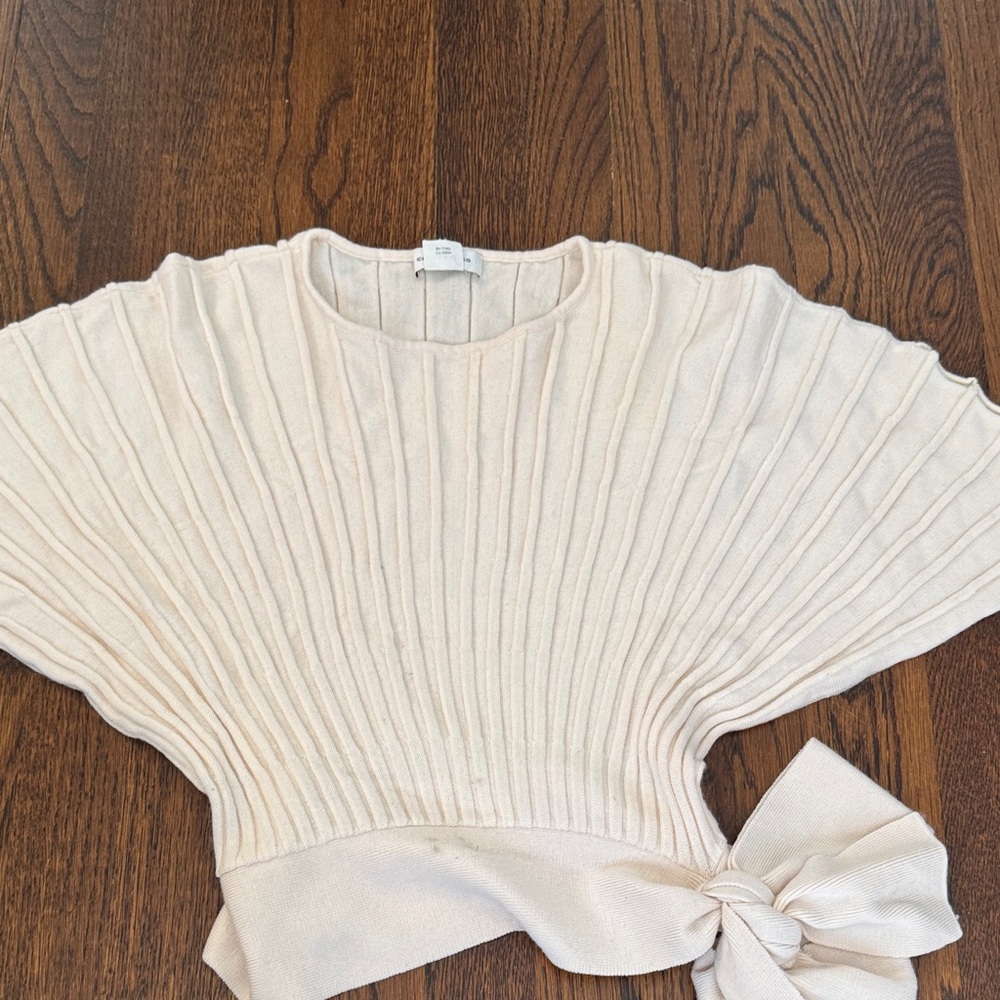 Club Monaco Cream Ribbed Knit Top with Bow Detail